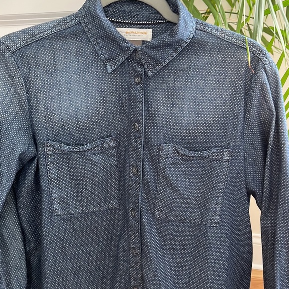 Dark chambray button down - Picture 2 of 3